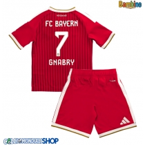 Maglie da calcio Bayern Munich Serge Gnabry #7 Prima Maglia Bambino 2026-27 Manica Corta + Pantaloni corti)